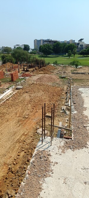  Plot For Sale in Sushant Golf City