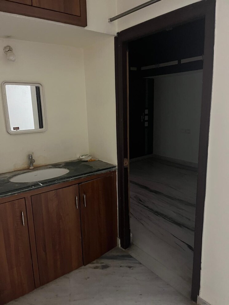 Room, kondapur 2 Bedroom 1100 Sq.Ft. Apartment In Kondapur Hyderabad 8791749