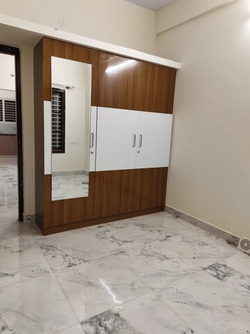 Room in 2 BHK Builder Floor at Indiranagar – for Rent