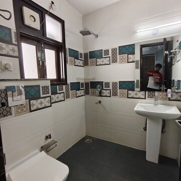 Kitchen in 5 BHK Builder Floor at Sector 45 – for Rent