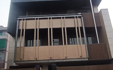 4 BHK Builder Floor For Sale in Puri Pratham, Sector 84