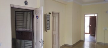 Building Lobby in 3 BHK Builder Floor at Rps Palms, Sector 88 – for Rent