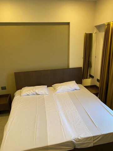 Bedroom in 4 BHK Apartment at Raheja Atlantis, Lower Parel – for Sale