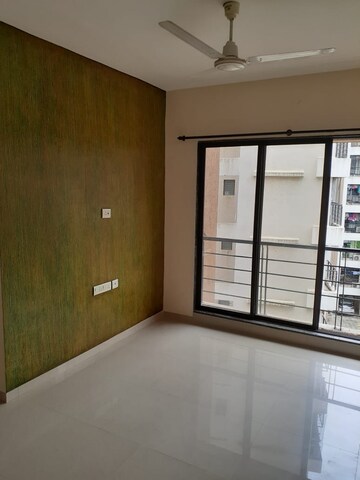 Room in 1 BHK Apartment at Veena Dynasty, Vasai East – for Sale