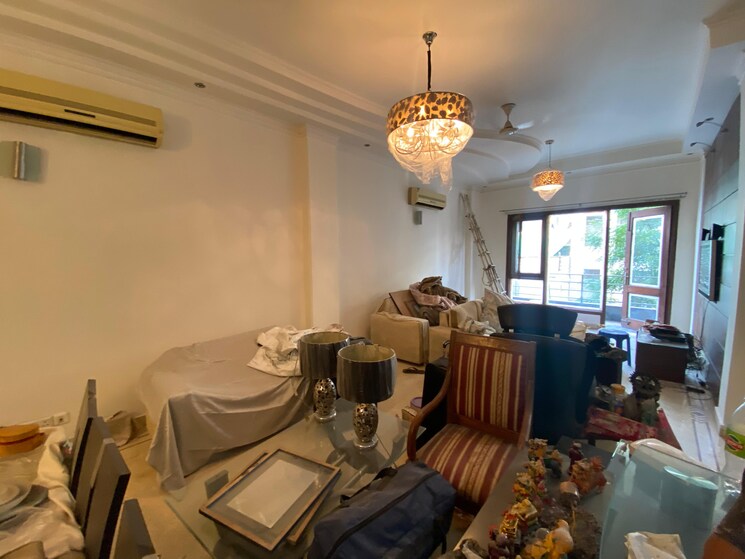 Living Room, greater kailash part 3 3 Bedroom 217 Sq.Yd. Builder Floor In Greater Kailash Part 3 Delhi 8796366