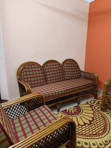 Bedroom in 1 BHK Builder Floor at Halasuru – for Rent