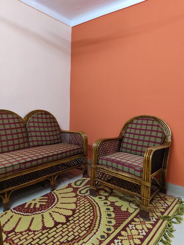 Bedroom in 1 BHK Builder Floor at Halasuru – for Rent