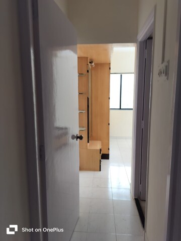 Room in 2 BHK Apartment at Rahul Park - D1 D2 D3 Building, Warje – for Rent