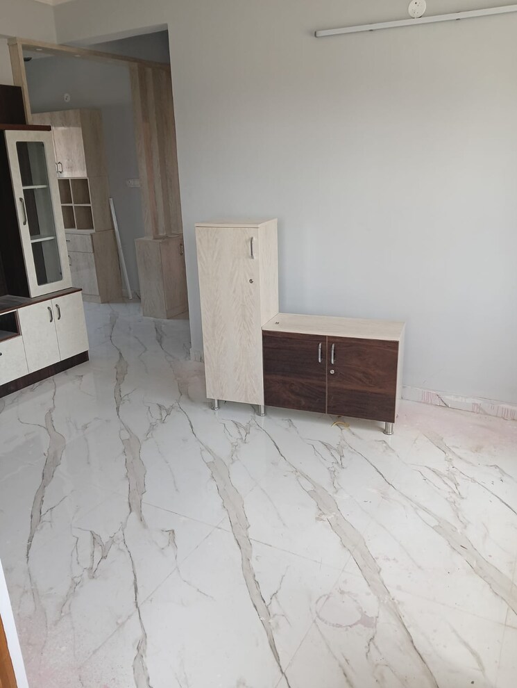 Room, halasuru 2 Bedroom 1000 Sq.Ft. Apartment In Halasuru Bangalore 8796372