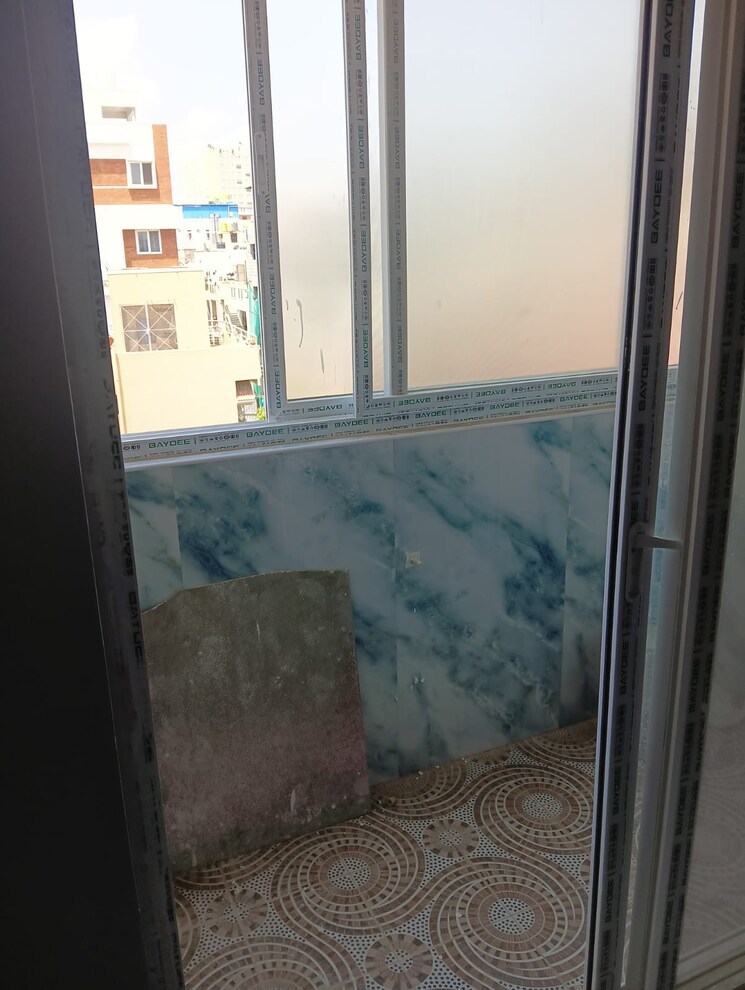 Balcony, halasuru 2 Bedroom 1000 Sq.Ft. Apartment In Halasuru Bangalore 8796372