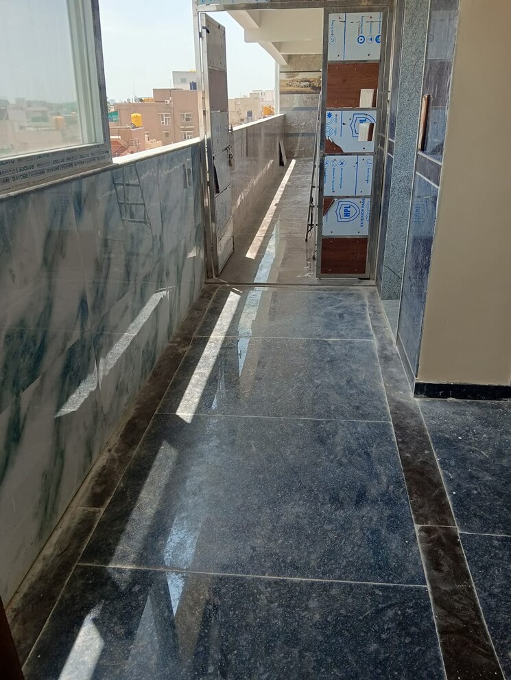 Balcony, halasuru 2 Bedroom 1000 Sq.Ft. Apartment In Halasuru Bangalore 8796372