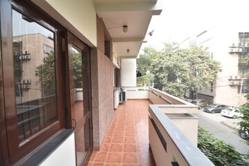 Balcony in 3 BHK Builder Floor at Defence Colony – for Rent