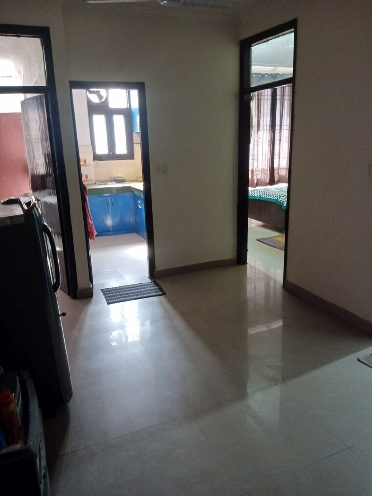 undefined, limra-tower 3 Bedroom 1250 Sq.Ft. Apartment In Sector 73 Noida 8796413