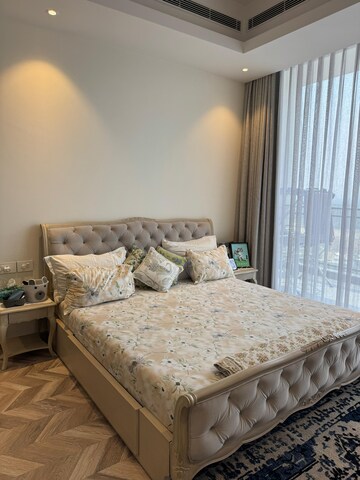 Bedroom in 4 BHK Apartment at Suncity Platinum Towers, Sector 28 – for Sale