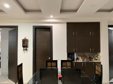 Master Bedroom in 4 BHK Builder Floor at Ardee City, Sector 52 – for Sale