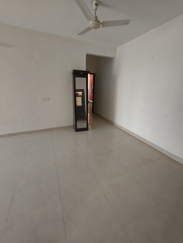 Room, signature-global-orchard-avenue 2 Bedroom 577 Sq.Ft. Apartment In Sector 93 Gurgaon 8796482