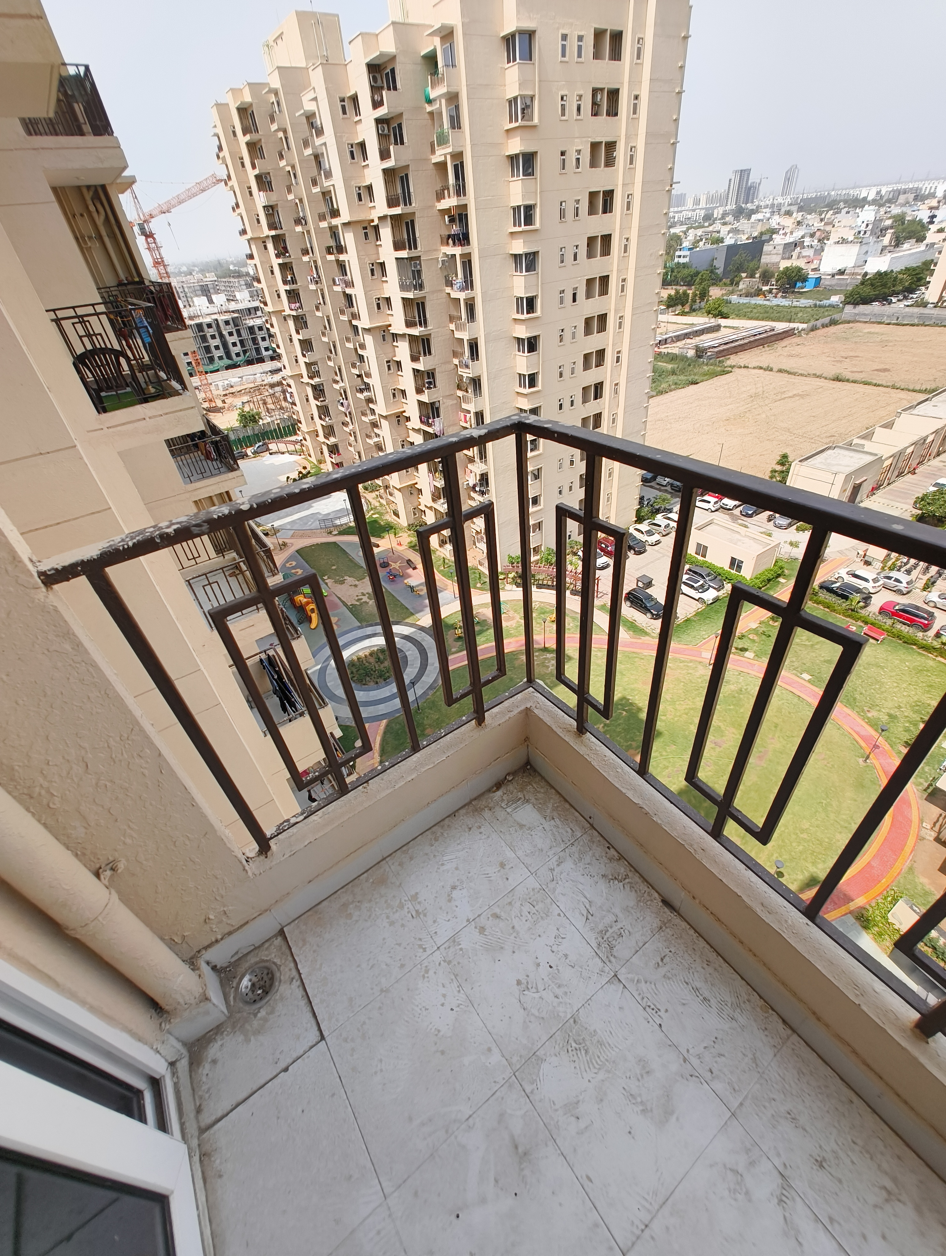 2 BHK Apartment For Sale in Signature Global Orchard Avenue