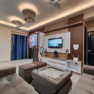 Bedroom in 2.5 BHK Apartment at Jm Orchid, Sector 76 – for Rent