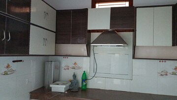 Kitchen in 3 BHK Builder Floor at Vaishali Sector 5 – for Rent