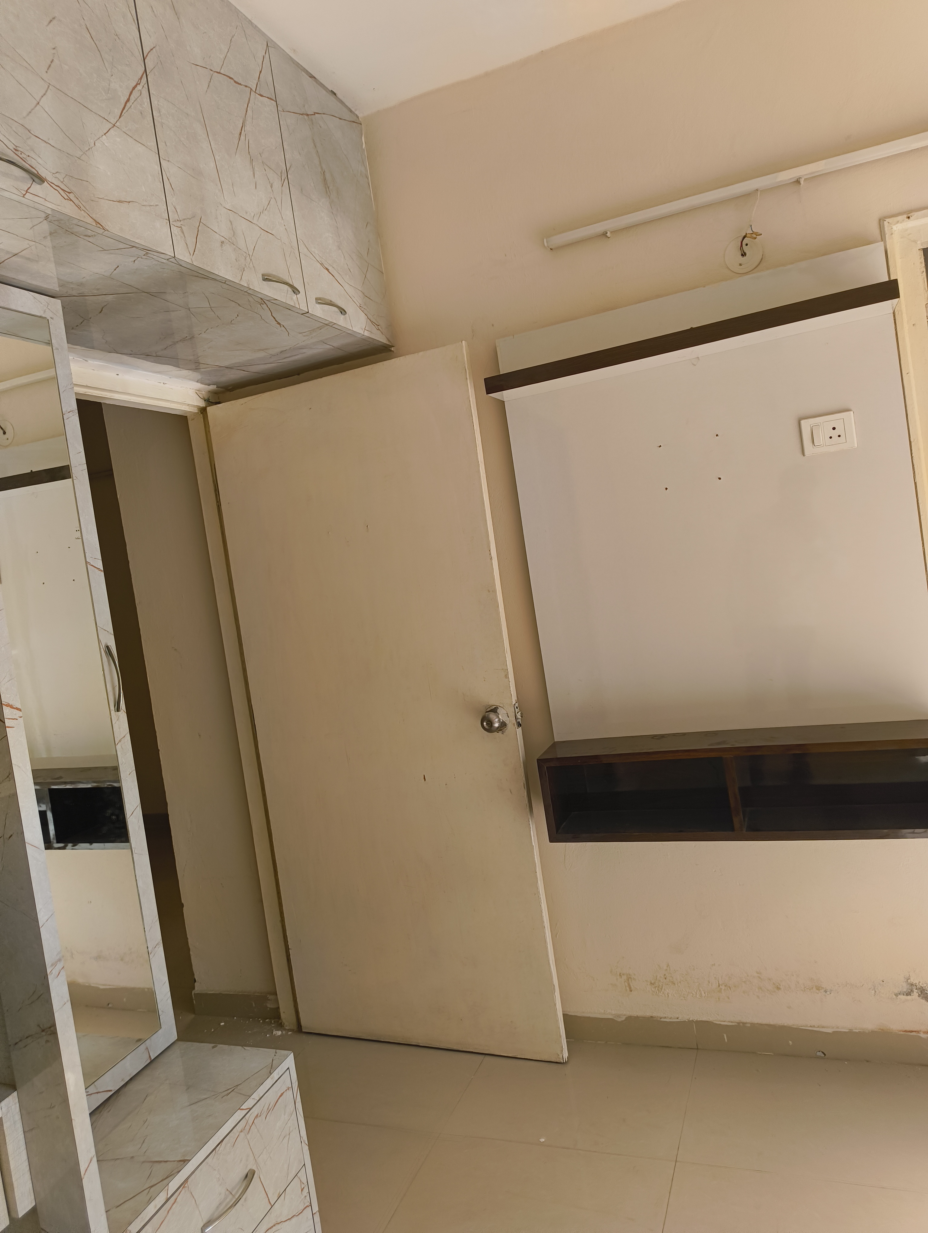 2 BHK Apartment For Rent in Shree Vardhman Green Court