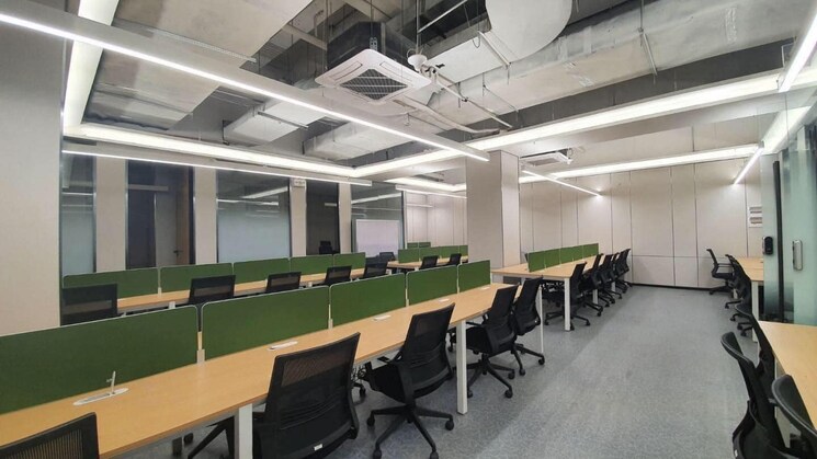 Team Area, senapati bapat road Commercial Office Space 2200 Sq.Ft. In Senapati Bapat Road Pune 8796514