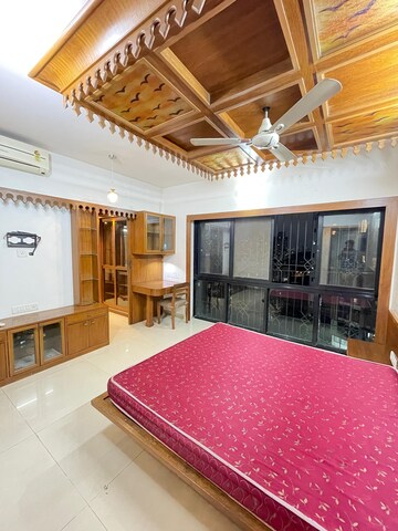 Bedroom in 2.5 BHK Apartment at Sapphire Heights, Kandivali East – for Rent