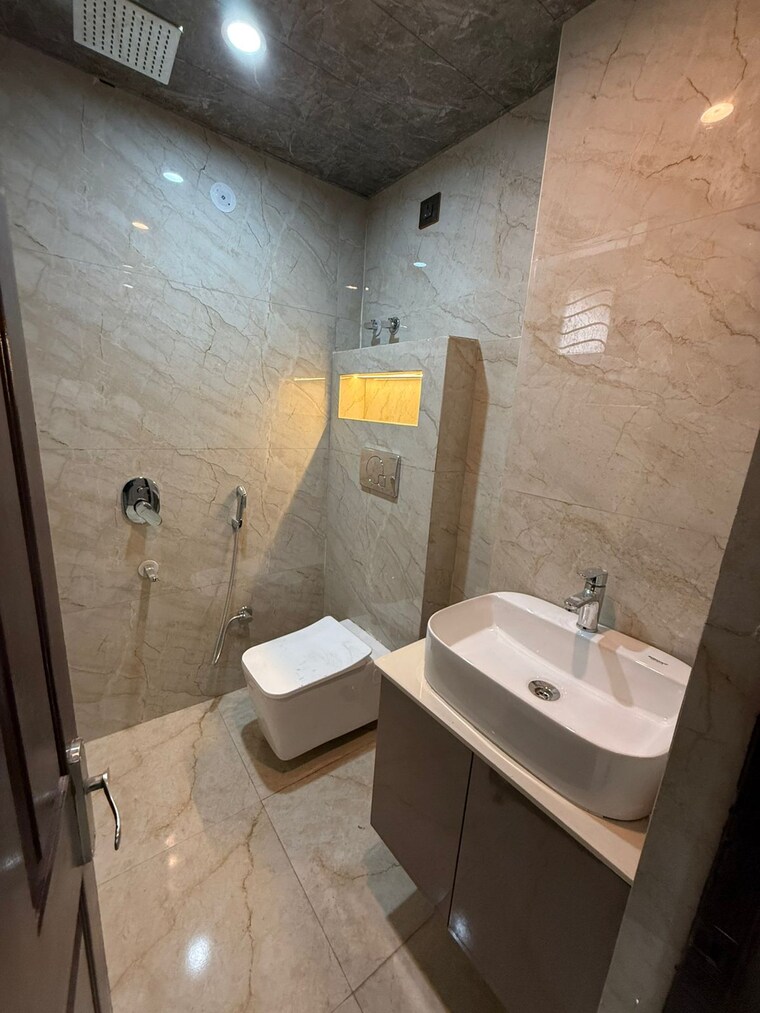 Bathroom, magadh-apartment 2 Bedroom 1100 Sq.Ft. Builder Floor In Gyan Khand ii Ghaziabad 8796533