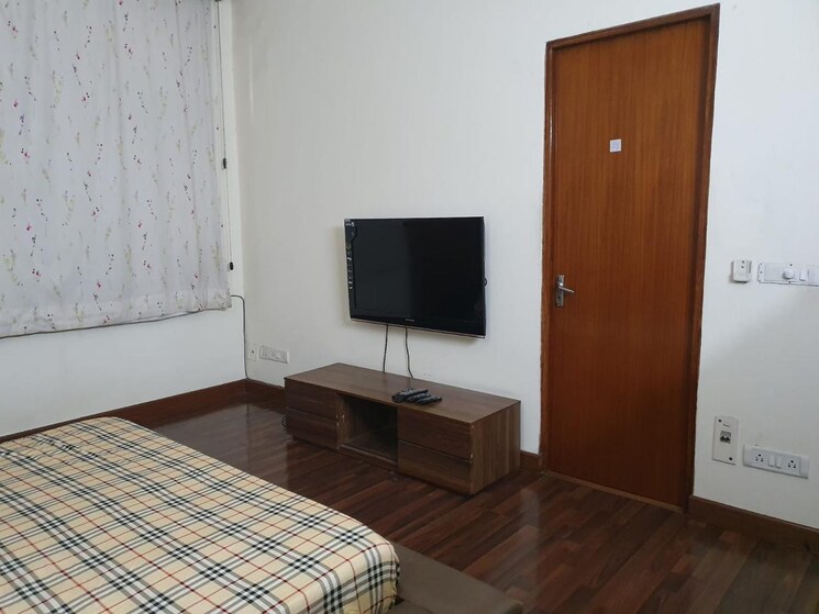 Bedroom, gulmohar park 3 Bedroom 400 Sq.Yd. Builder Floor In Gulmohar Park Delhi 8796525