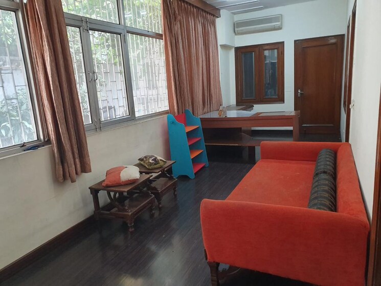 Living Room, gulmohar park 3 Bedroom 400 Sq.Yd. Builder Floor In Gulmohar Park Delhi 8796525