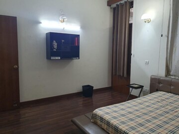 Bedroom in 3 BHK Builder Floor at Gulmohar Park – for Rent