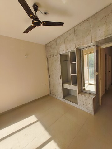 Room in 2 BHK Apartment at Shree Vardhman Green Court, Sector 90 – for Rent