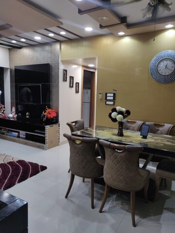 Team Area in 2.5 BHK Apartment at Sapphire Heights, Kandivali East – for Rent