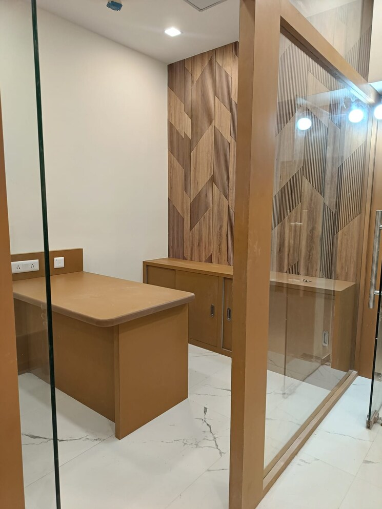 Team Area, mani-casadona Commercial Office Space 550 Sq.Ft. In New Town Kolkata 8796541