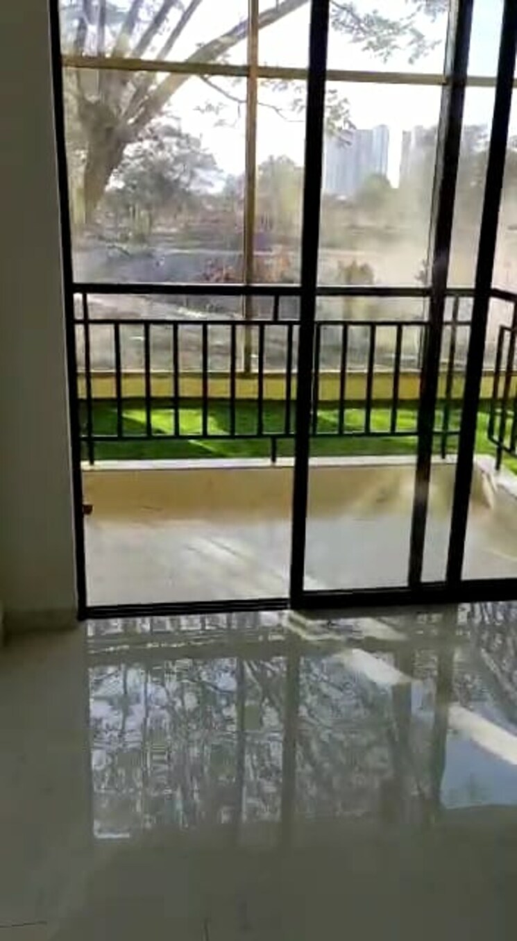 Balcony, runwal-gardens-phase-4 2 Bedroom 669 Sq.Ft. Apartment In Dombivli East Thane 8796574