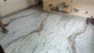 Living Room in 1 BHK Builder Floor at Vaishali Sector 3 – for Sale