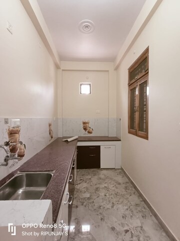 Kitchen in 2.5 BHK Independent House at Gomti Nagar – for Rent