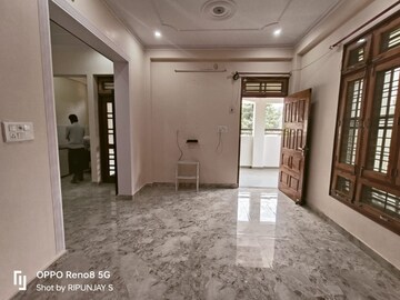 Living Room in 2.5 BHK Independent House at Gomti Nagar – for Rent
