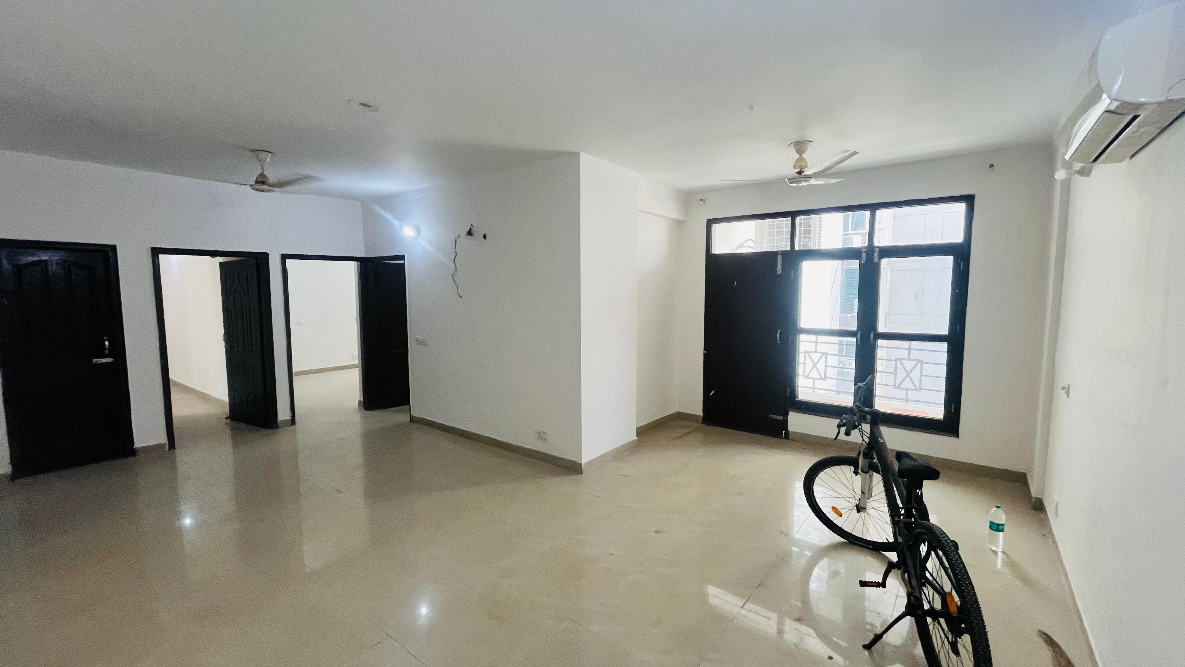 3 BHK + Pooja Room Apartment For Rent in Maya Garden City