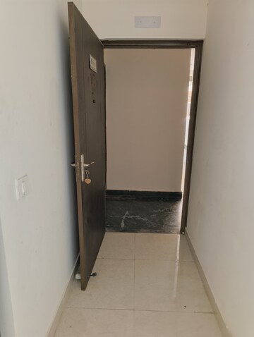 Furnished Amenities in 2 BHK Apartment at Signature Global Orchard Avenue, Sector 93 – for Rent