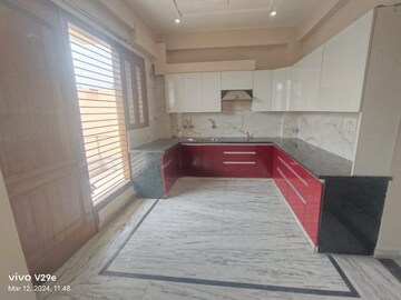Kitchen in 3 BHK Builder Floor at Sector 57 – for Rent