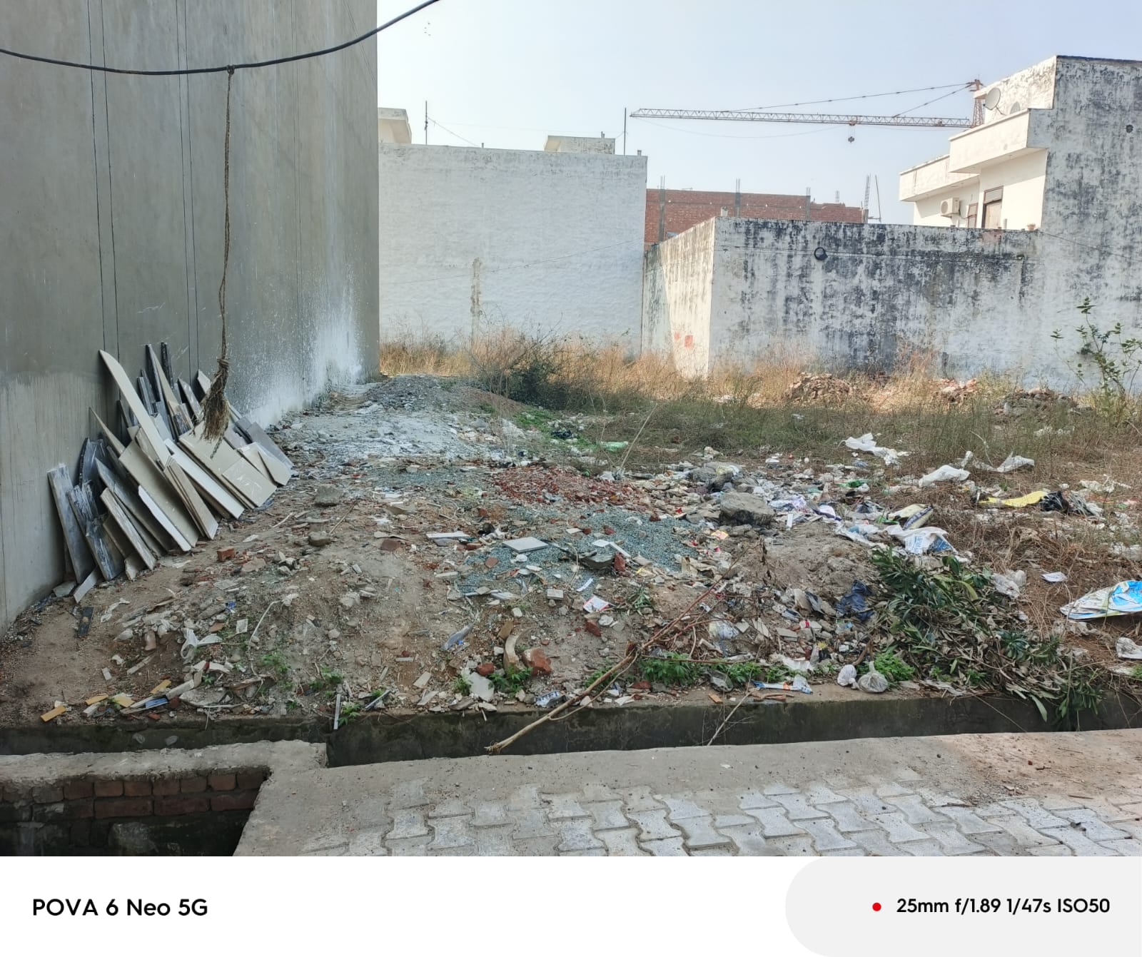 Plot For Sale in Dlf Ankur Vihar