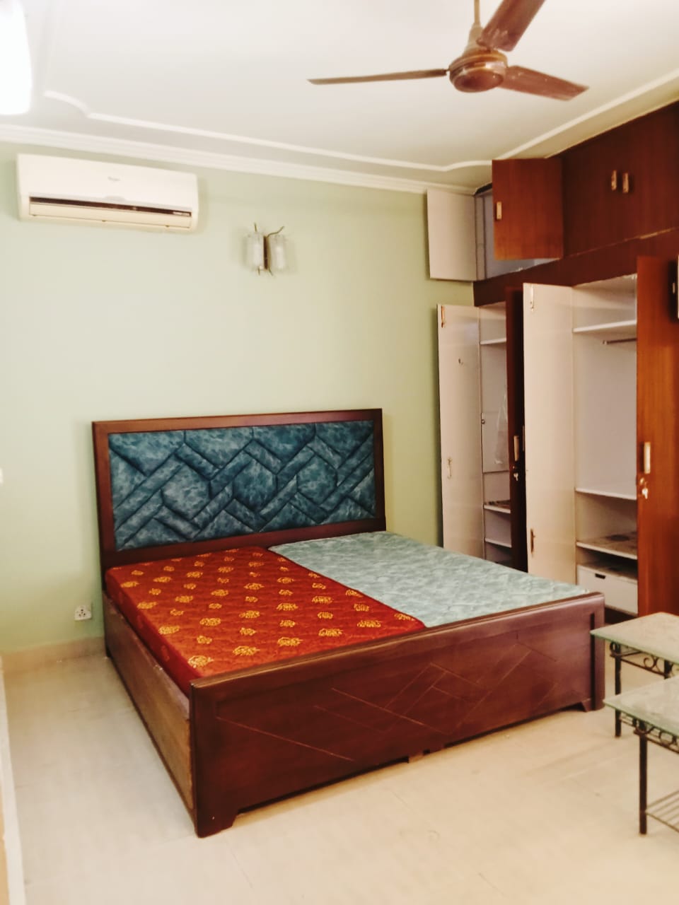 3 BHK + Study Room Apartment For Rent in Vasant Kunj