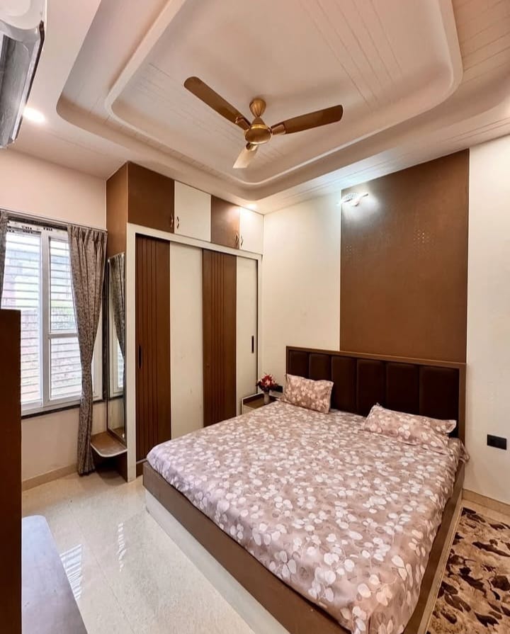 2.5 BHK + Extra Room Builder Floor For Sale in Building Floor 