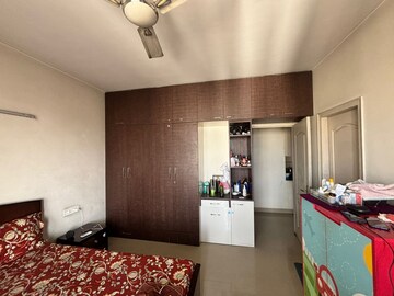 Furnished Amenities in 3 BHK Apartment at Dhoot Time Residency, Sector 63 – for Rent