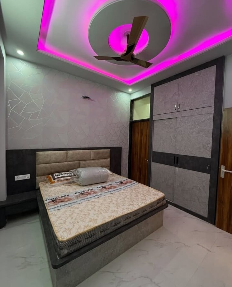 Bedroom, sector 30 3 Bedroom 2700 Sq.Ft. Builder Floor In Sector 30 Faridabad 8796674