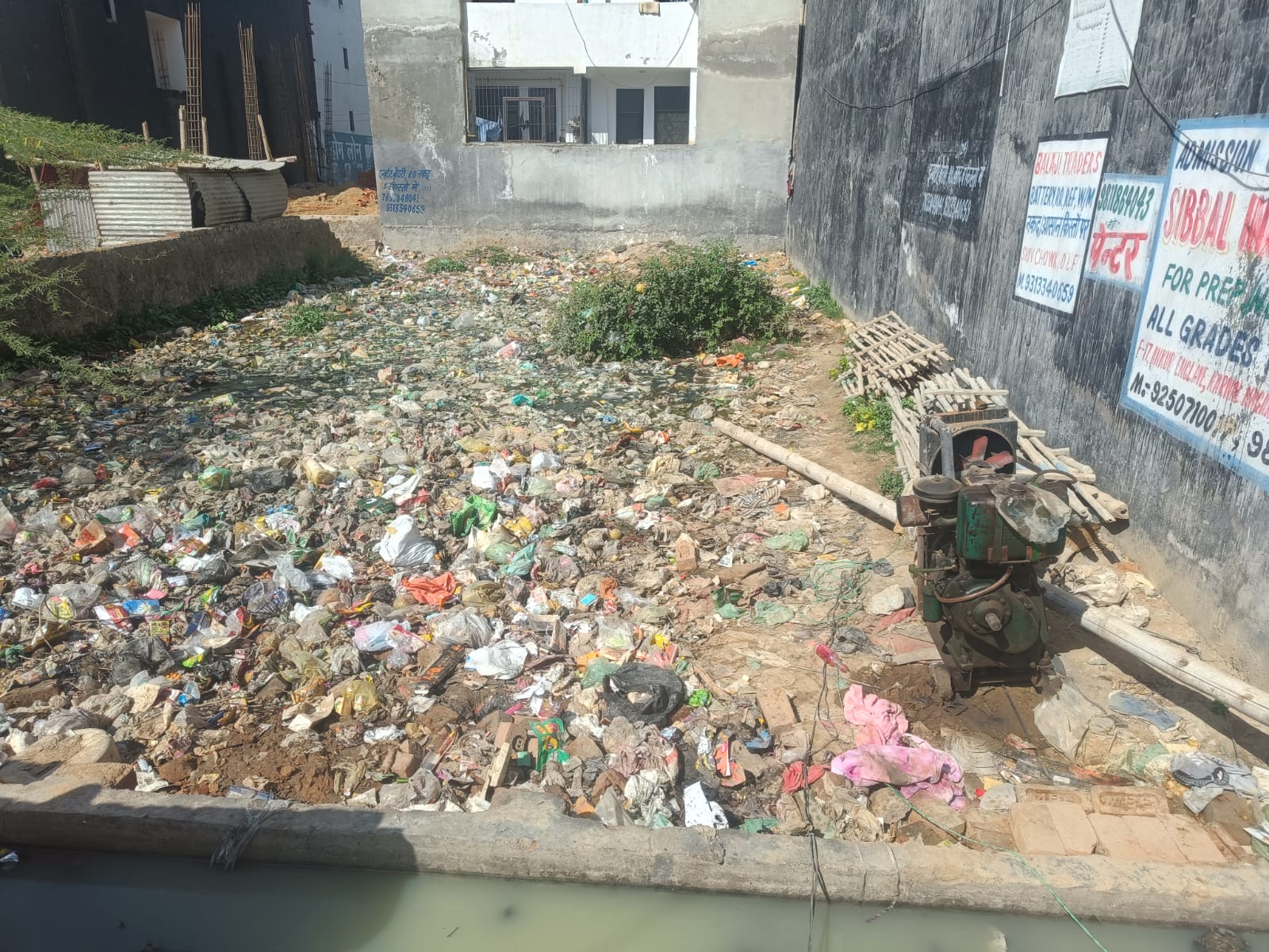 Plot For Sale in New Anand Vihar Ghaziabad