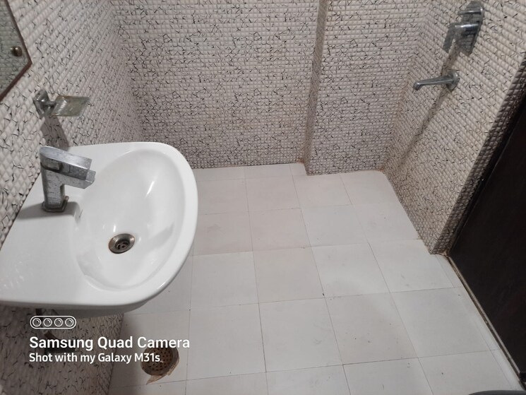 Bathroom, supertech-cape-town 2 Bedroom 930 Sq.Ft. Apartment In Sector 74 Noida 8796699