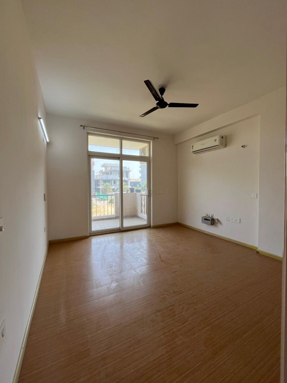 3 BHK 2025 Sq.Ft. Apartment in M3M Merlin