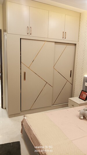 Room in 4 BHK Villa at Dhakoli – for Sale