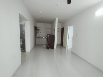 Room in 2 BHK Apartment at Godrej 24, Hinjewadi – for Rent